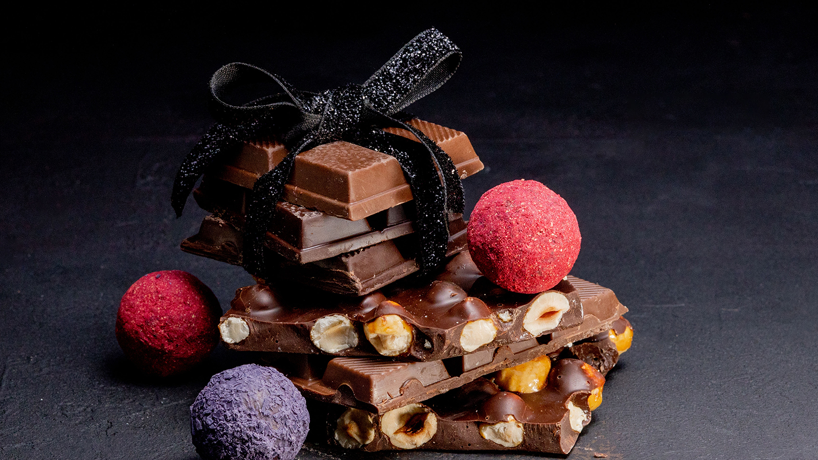 Atelier Çikolata Chocolate  | Çikolatalar, Çikolata ve Kakaolu Tatlılar, Çikolatalar, Dolgulu Çikolatalar, Çikolatalar, Barlar, Dolgulu Çikolatalar, Tatlılar, Sütlü, Kakaolu ve Çikolatalı, Çikolatalı Barlar, Çikolata, Sürmeli Çikolata, Çikolata ve Kakaolu Tatlılar, Çikolata Fabrikası, Şekersiz Çikolata, En Kaliteli Çikolata , Bitter Çikolata, Fındık Ezmesi, Çikolatalı Ezme, Belçika Çikolatası, Keto Çikolata, , Spesiyal Çikolatalar, Bar Çikolatalar, Lokum Grubu, Hediyelik Ürünler, Fıstıklı Kalp Çikolata, Kaşık Çikolata, Fıstıklı Çikolata, Fındıklı Çikolata, Fıstıklı Bar Çikolata, Fındıklı Bar Çikolata, Bitter Bar Çikolata, Sütlü Bar Çikolata, Madleno Fıstıklı Çikolata, Madleno Fıstıklı Çikolata, Madleno Fıstıklı Çikolata, 1926 Fıstıklı Çikolata, 1926 Fındıklı Çikolata, Portakal Aromalı Çikolata Kaplı Lokum, Bitter Çikolata Kaplı Lokum, Çikolata Kaplı Lokum, Portakal Aromalı Fıstıklı Bitter Çikolata, Portakal Aromalı Fıstıklı Sütlü Çikolata, Lamina S Özel Çikolata, Drajo Özel Çikolata, Trip Fındıklı Özel Çikolata, Lamina Özel Çikolata, Molto Özel Çikolata, Bonus Fıstıklı Çikolata, Bonus Fındıklı Çikolata, Muito Çikolata Dolgulu Draje, Papaya Fındıklı Çikolata, Papaya Fıstıklı Çikolata, Quatre S Draje ve Dolgulu Çikolata, Quatre Fıstıklı Beyaz Çikolatalı, Quatre Fıstıklı Beyaz Çikolatalı, Quatre Fındıklı Çikolata, Quatre Fıstıklı Çikolata, Batomi Milk Chocolate, Batomi Batomi Sütlü Çikolata, Batomi Fıstıklı Beyaz Çikolata, Batomi Fındıklı Çikolata, Batomi Fıstıklı Sütlü Çikolata, Rio Sütlü Çikolata, Rio Bitter Çikolata, Rio Beyaz Çikolata & Fıstık, Rio Fındıklı Sütlü Çikolata, Rio Fıstıklı Sütlü Çikolata